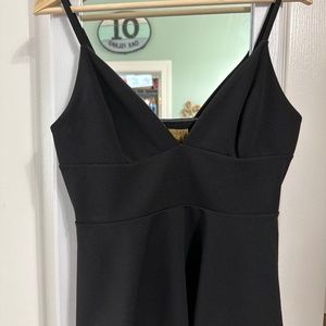 H&M adjustable strap black peplum top